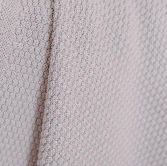 DECKE AUS MERINOWOLLE